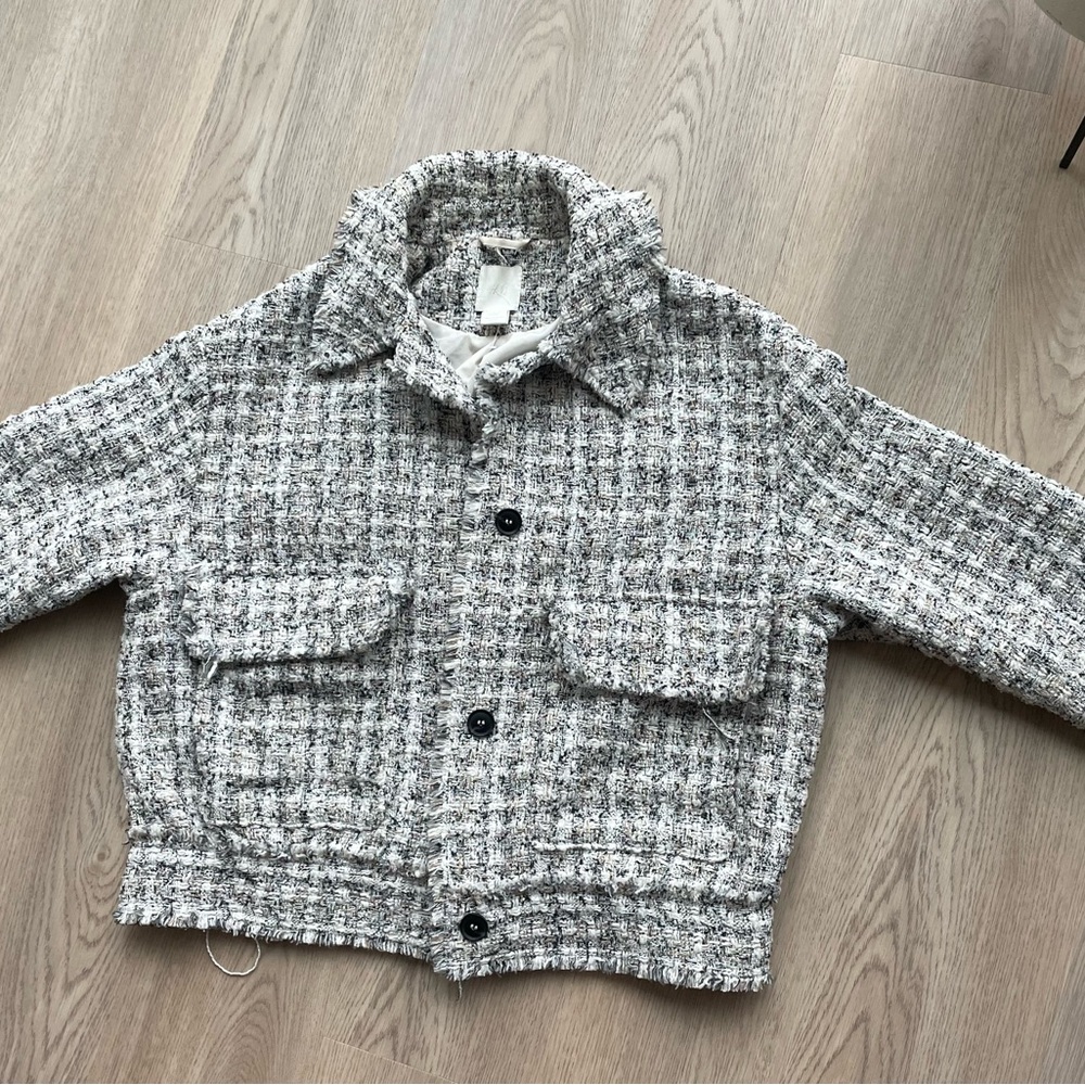 Stylish ladies Tweed Jacket - Black and White
